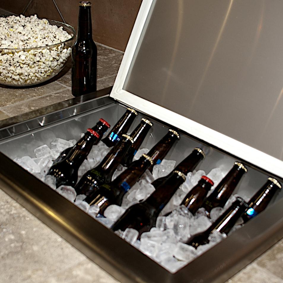 4LifeOutdoor's tweet photo. A drop-in ice bin is a great option to keep your drinks cool and not have to add a fridge or use power. And they look great within our stainless outdoor cabinets. 
https://t.co/6IvnLSM4Ff https://t.co/H8zJsQcCOH