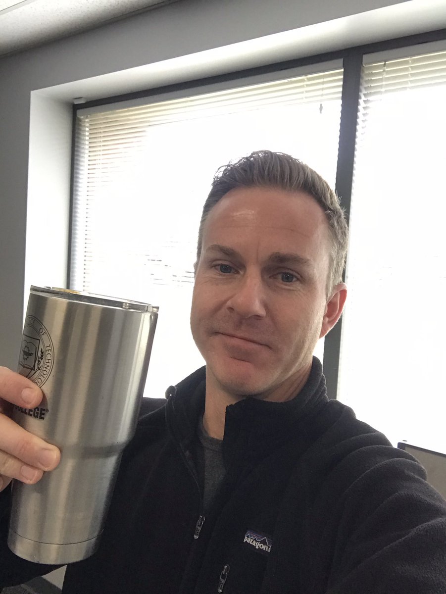 MikeGibble's tweet image. Cheers to the weekend and a great week!