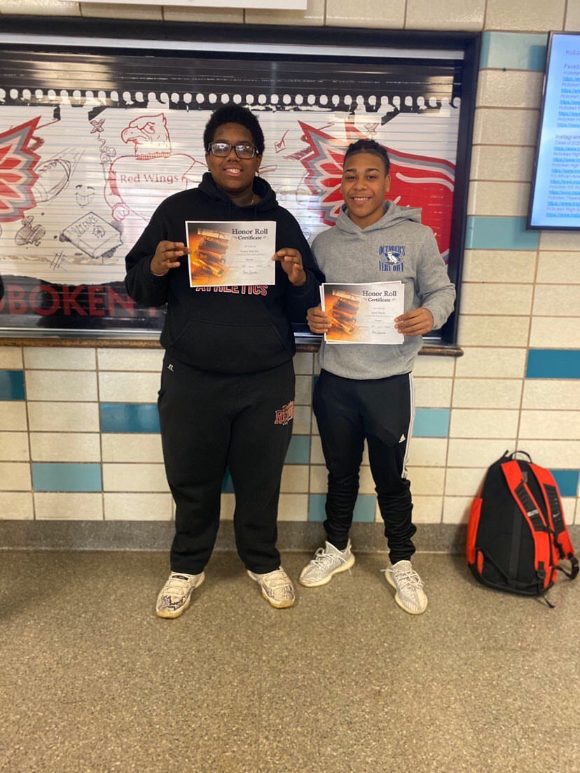 mcclain_ty's tweet photo. The only way is up📈📚✍🏾 @JasonBlanksJr1 https://t.co/S5KBpnxrGv
