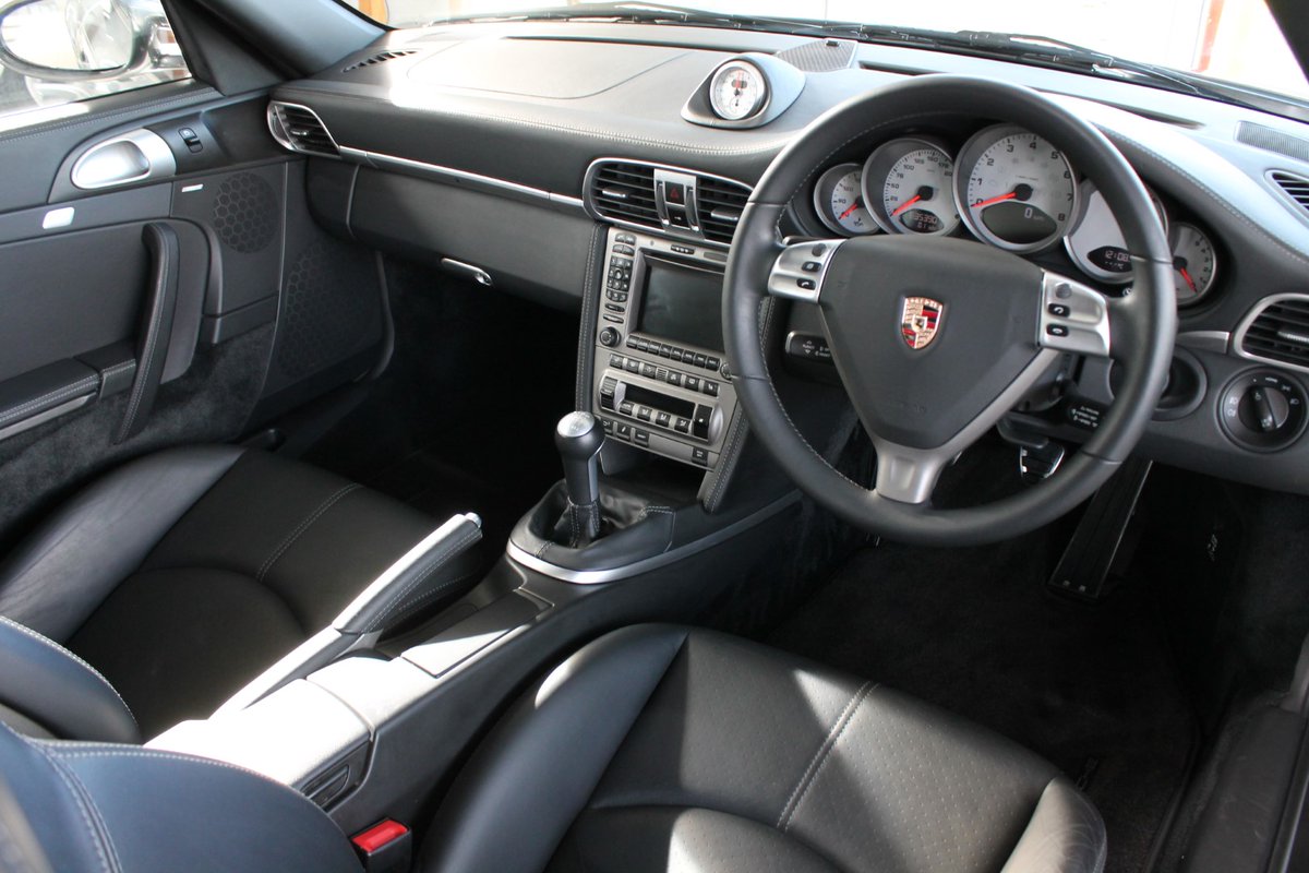 HarbourCars's tweet photo. We love it when we offer a previously sold car - the enthusiasm never fades when they are as good as this one! https://t.co/pGzrxXmjTC #porsche #911 #997 #carrera #meteorgrey #chichester #hartech https://t.co/T0iMom9O4s
