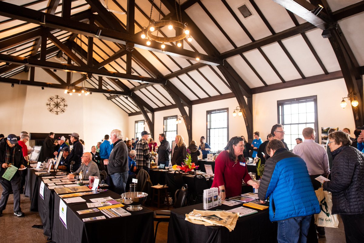 mplsgolf's tweet photo. The Play Minneapolis Golf Summit is tomorrow, Feb. 29, 11 am-4 pm at Columbia Manor, 3300 Columbia Ave. NE!

Learn what's new this year, try new gear and apparel, win prizes, plus food and open bar.

Plus we pay tax on all Player's Card, season passes and league registration! https://t.co/JQAQPmvUnj