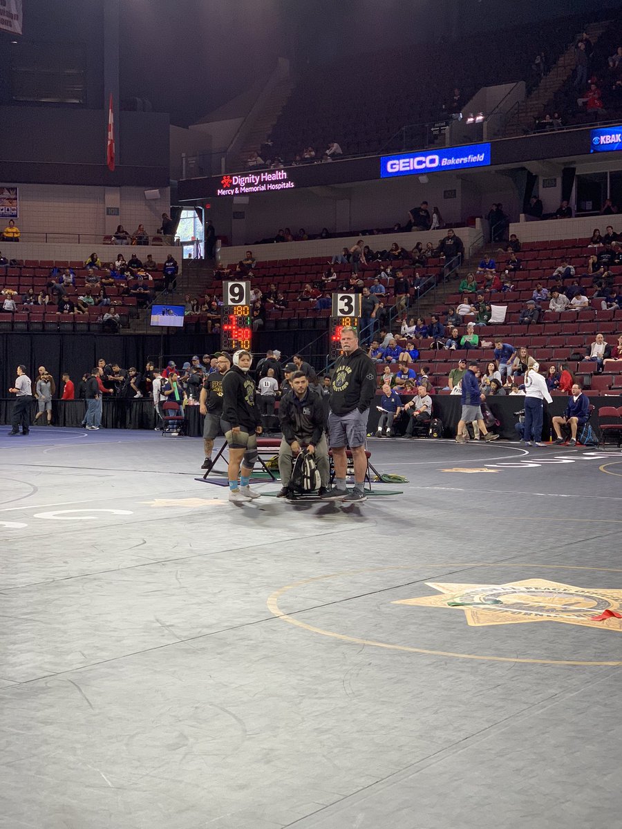 WarrenWrestling's tweet photo. 2020 CA CIF STATE CHAMPIONSHIPS https://t.co/EgA2RcWvDz
