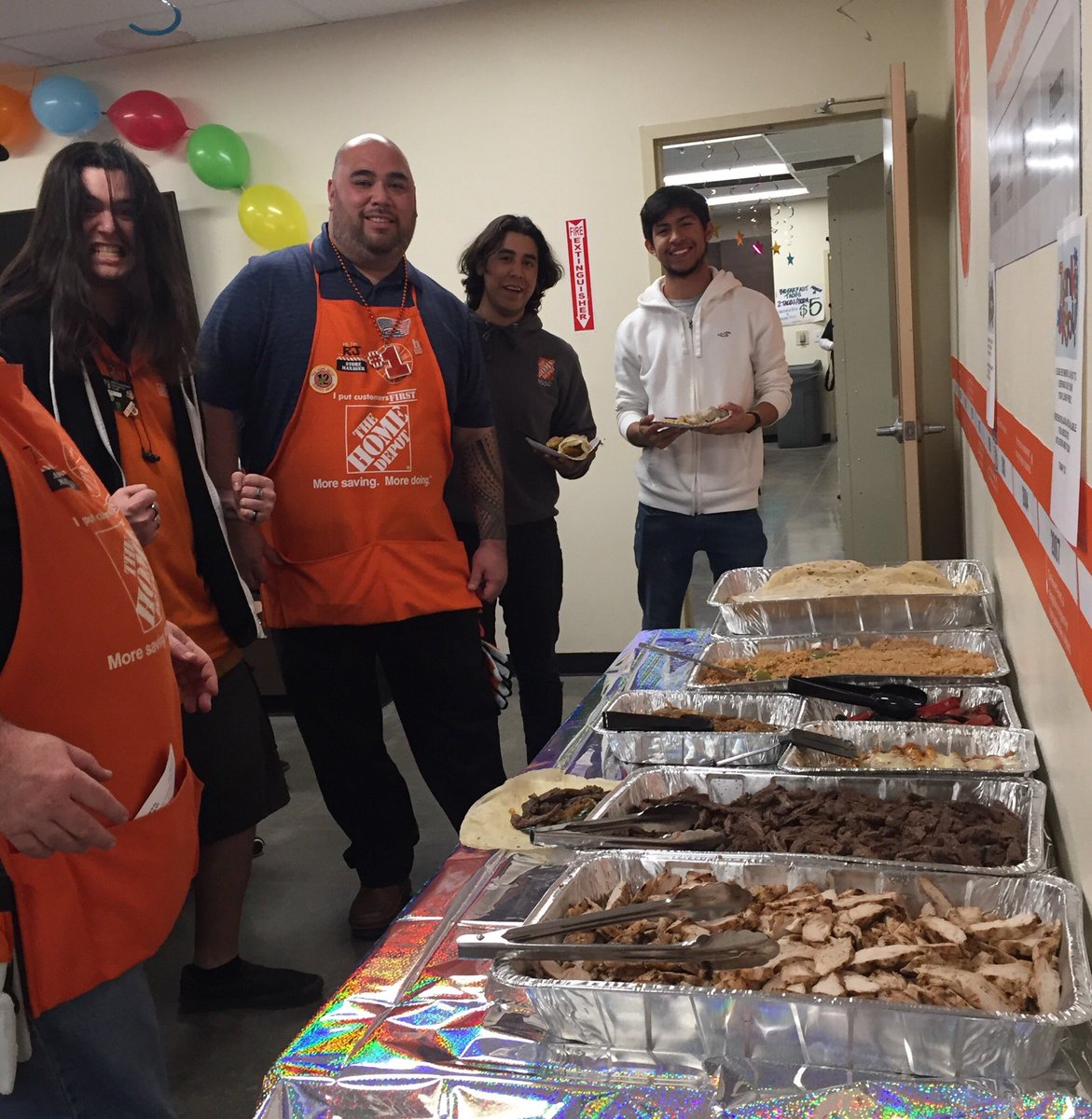 FIESTA 👏🏻 at #THD6550 to close out 2019! Thank you team for your hard work and commitment! 🌮🏆🎉#TakingCareofOurPeople