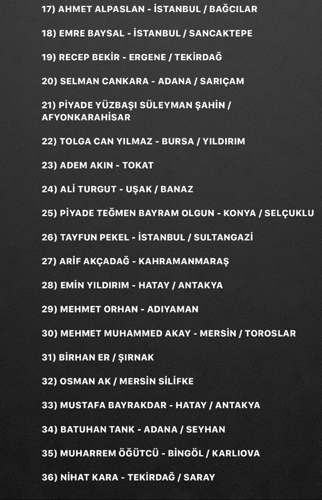 FiiTarih's tweet photo. Ailelerinizin, sevenlerinizin acılarını asla tam olarak hissemedeyeceğiz ancak hissettiğimiz acı bile nefes almamızı zora sokuyor, yüreğimiz kan ağlıyor.

Vatan uğruna can alıp, can veren tüm yiğitler için; bu milletin daima dik durmasını sağlamak bizim için farzdır. https://t.co/CDJZrRn79T