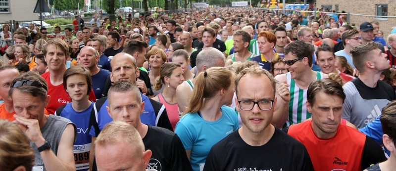 Om de inschrijving zondag 1 maart zo soepel mogelijk te laten verlopen, maken wij dit jaar voor het eerst gebruik van een virtuele wachtrij! Succes met inschrijven! #zhm20 #hardlopen #Zwolle 👉bit.ly/32HTFPS