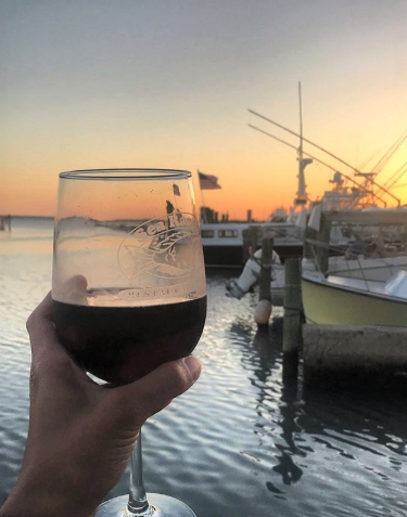 SeaRanchPadre's tweet photo. Cheers to the weekend.๐ท
(๐ธChicks_Who_Eat)
.
.
#SeaRanchRestaurant #SouthPadreIsland #SPIEats #SPI #TXEats #Foodie #SouthPadre #LocalEats #Texas #Foodtography https://t.co/ajm5TbELGp