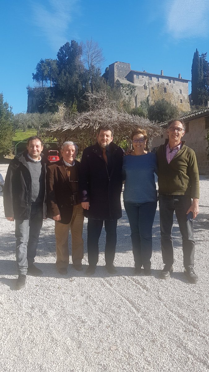 novelli5stelle's tweet photo. Dopo la legge sui biodistretti, ho visitato il biodistretto etrusco-romano una delle eccellenze della nostra @RegioneLazio
#agricoltura #ambiente #ottavanota #presidente #incontrailpresidente https://t.co/q5DK7eOMHY