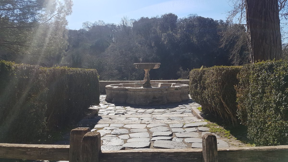 novelli5stelle's tweet photo. Dopo la legge sui biodistretti, ho visitato il biodistretto etrusco-romano una delle eccellenze della nostra @RegioneLazio
#agricoltura #ambiente #ottavanota #presidente #incontrailpresidente https://t.co/q5DK7eOMHY