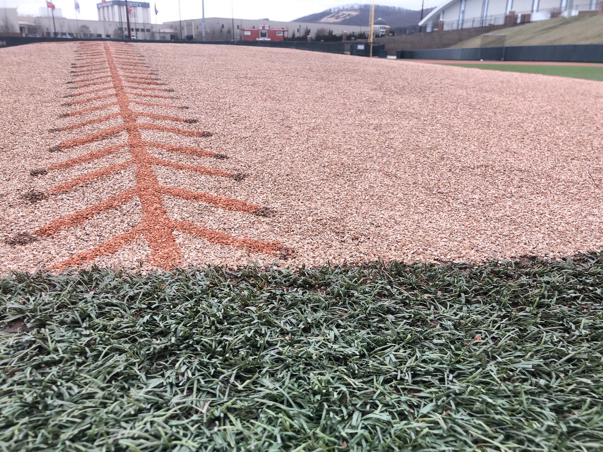 Tyler__Bergin's tweet photo. Thought I’d be a little extra on #FinesseFriday #TurfaceArt #Blackstick @libertybaseball @Turfaceproducts @DuraEdge @hinkley_brian https://t.co/q3FY3Vstlj