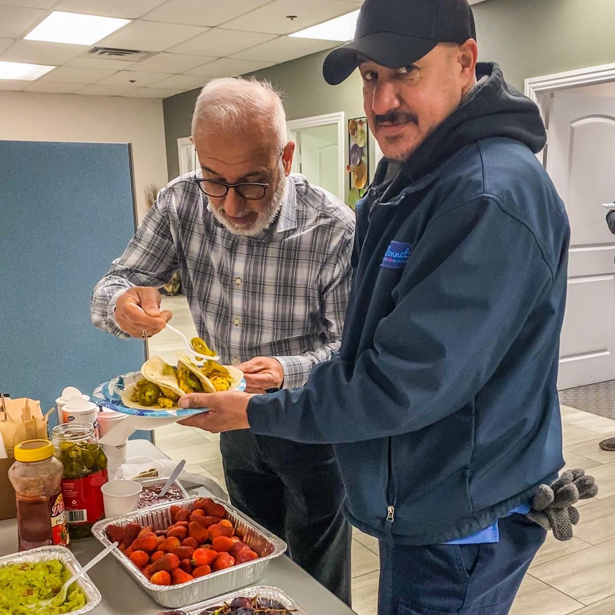 BlueBonnetDSD's tweet photo. Friday started off with homemade breakfast for the BlueBonnet Team! #friyay #bluebonnetdsd https://t.co/p1UaiYubHj
