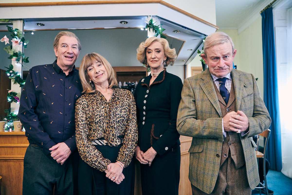 The_Windsors_'s tweet photo. Catch up with #TheWindsors series three this weekend on @All4 or tune into @Channel4 on Tuesday at 10pm, when our very own #Royals meet the #Middletons https://t.co/E3w7nTx99y