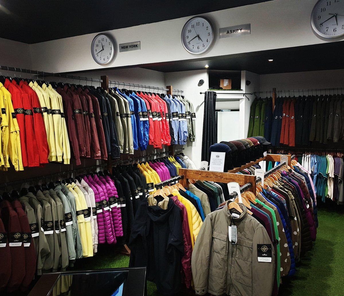 1660Menswear's tweet photo. 🚨 COMPETITION TIME 🚨

To celebrate a full year trading, one lucky customer will win a MASSIVE £300 STORE CREDIT😮😮

All you have to do to enter is
👇👇👇👇👇👇👇👇👇👇

FOLLOW US ON TWITTER 👍
RETWEET THIS POST 📲
COMMENT DONE ✅

Winner announced on 20/3/2020.
T&amp;Cs apply. https://t.co/92FtE7K7kk