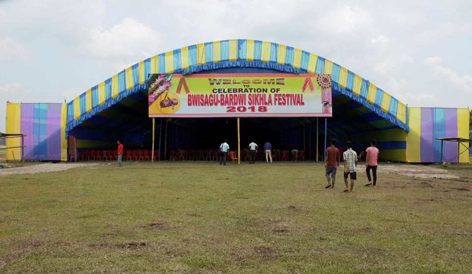HagramaOfficial's tweet photo. Dated : 05/05/2018
BTC Secretariat Field, Bodofa Nwgwr, Kokrajhar

Grand Celebration of BARDWI SHIKHLA FESTIVAL Organised by BODOLAND TERRITORIAL COUNCIL has been Inaugurated by Honorable EM Daneswar Goyary. https://t.co/aJS0I7sXUX