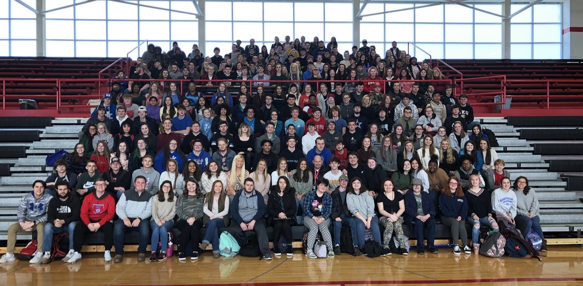 WestJessThornt1's tweet photo. Great picture of the class Of 2020 and Coach Wright on his last day before retirement. Can you find him? https://t.co/nqOsO0tQns