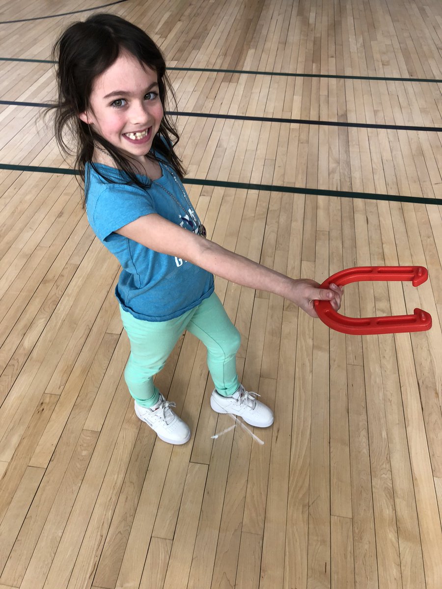 jfk_pe's tweet photo. This week we threw horseshoes and work together to count our team scores! #MathInPhysicalEducation 

@CoachHershman @Coach_Ohberg @brewsterschools @BCSD_Athletics @BCSD_Principal https://t.co/0OifQ5UjkP
