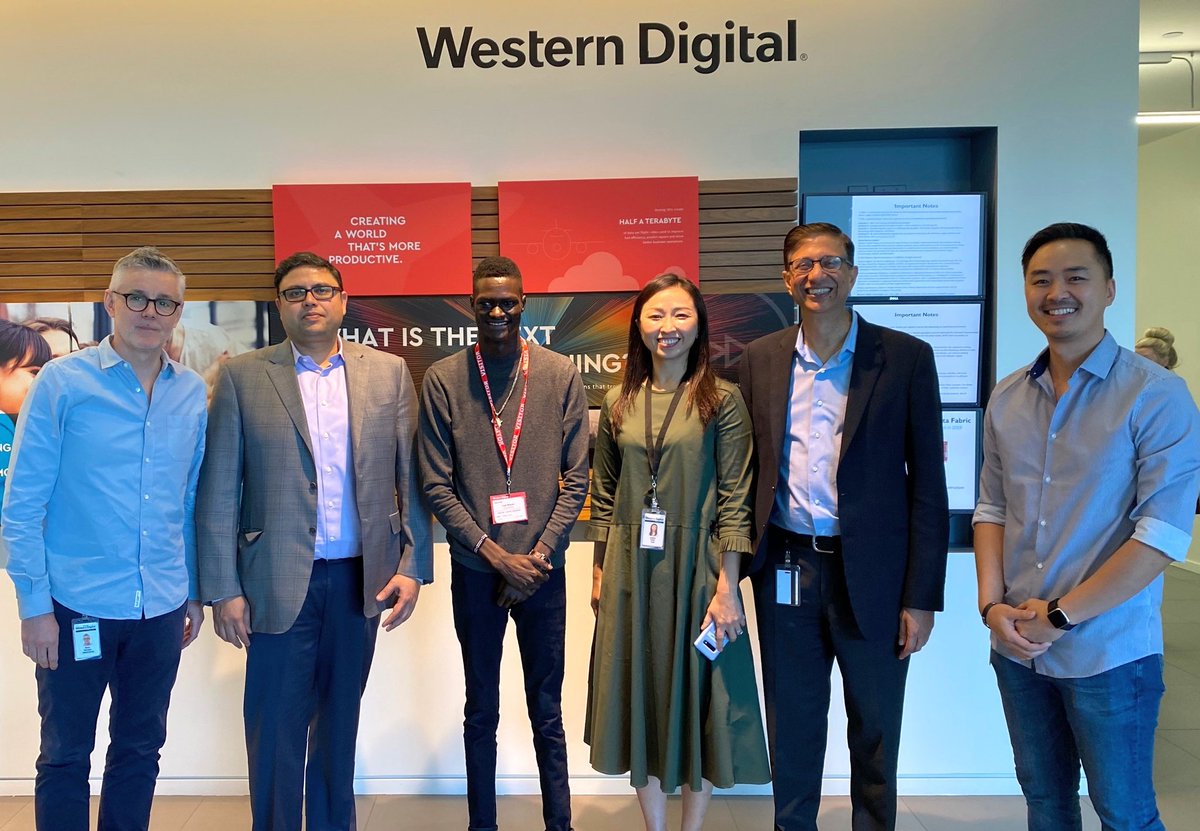 WD_BLACK tweet media