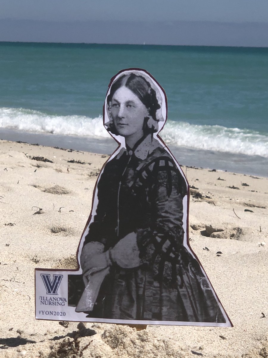 Beautiful day on the beach in Miami. Made sure to apply sunscreen too #FlatFlorence ⁦<a href="/VUNursing/">Villanova Nursing</a>⁩