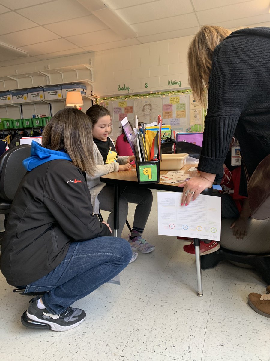 Hayley Robertson tweet media