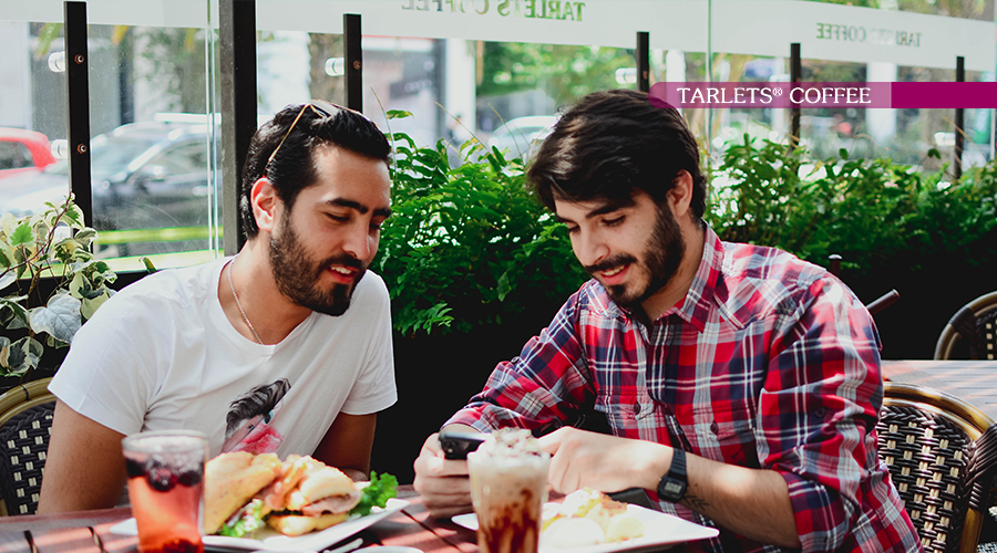 Ven a compartir momentos únicos con tus amigos. ¡Visítanos!

#TarletsCoffee