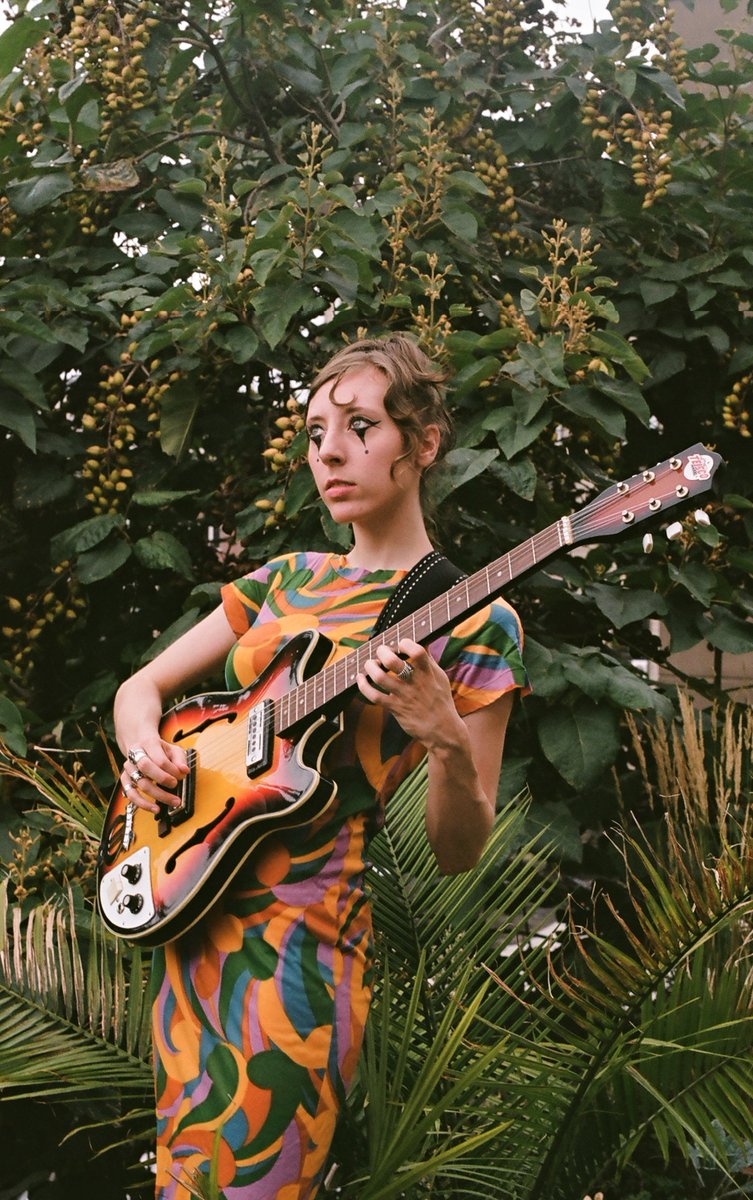 Lyris' solo project <a href="/talulahpaisley/">talulahpaisley</a> is nominated for The Deli's "Emerging Artist of the Month!" Kindly vote for her in the link here (click "Poll" on the right): nyc.thedelimagazine.com
photo: Julie Orlick