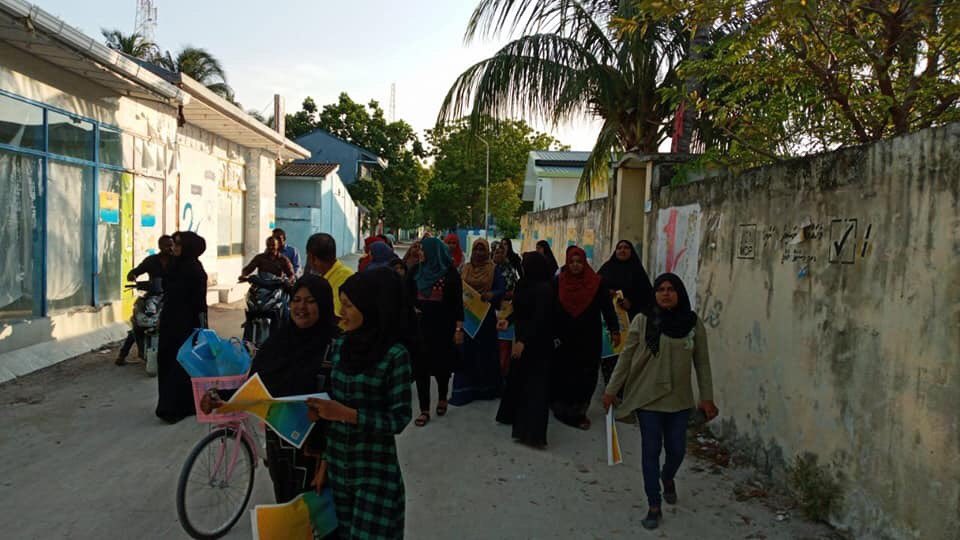 SaberMishy's tweet photo. Thimarafushi MDP Ge Faraathun WDC ah Kurimathilahvaa Candidatun Isnagaigen Kuriah Gendhavaa, "Rahvehi Fathis " Poster Harukurumuge therein.. 
  #voteforMDP

#ThimarafushiMDP
#WDCThimarafushi
#LCE2020
#EhmengeVoteMDPah
     #JazeeraaRaajje 🏝🏝🏝🏝🏝🏝🏝🏝 https://t.co/lnW9XKDRbm