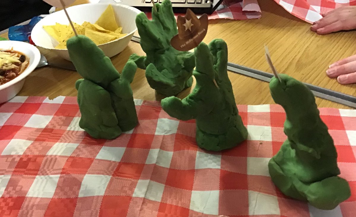 StocktonHeathPS's tweet image. Cactus making fun! #usingourimagination