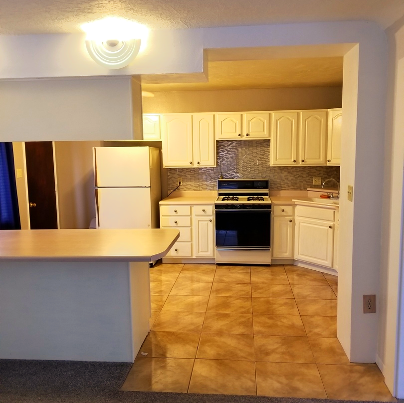 MaddoxMgmt's tweet photo. This charming Pueblo-style home offers the best of traditional living with modern amenities. Enjoy the beautiful, recently renovated kitchen that has a custom tile mosaic back splash, or relax in the enclosed sun room. 
#ForLease #ABQLiving

https://t.co/f9TBN2JaDr https://t.co/HE4UJMFDIA