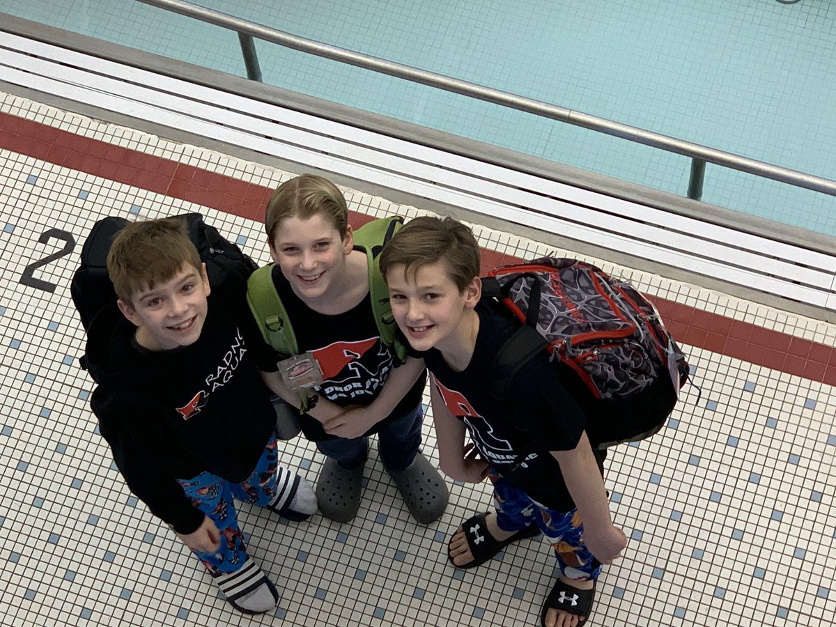 RadnorAquatic's tweet photo. 10U crew ready to rock their first JO meet! #radjo #nobannernoproblem https://t.co/xMAvDFbWI7