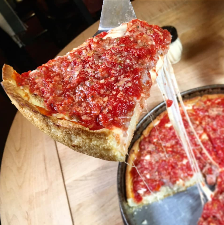 LouMalnatis's tweet image. Always be yourself, unless you can be pizza! ❤️

📸: Elliott Bambrough (via Facebook)
.
.
.
#loumalnatis #incrustwetrust #pizzacravings #pizza #cheese #chicago #orderonline #delivery #dinein #chicagoeats #thelou #deepdish #chicagostylepizza #pizzaislife #chicagostyle