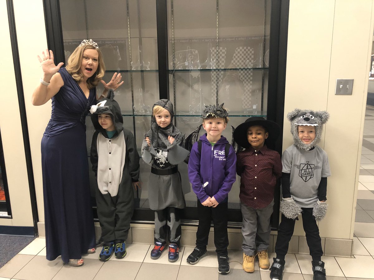 Fairy Tales do come true at Valley Creek! <a href="/ValleyCreekMISD/">Valley Creek Elem</a> <a href="/meganrichards22/">Megan Richards</a>