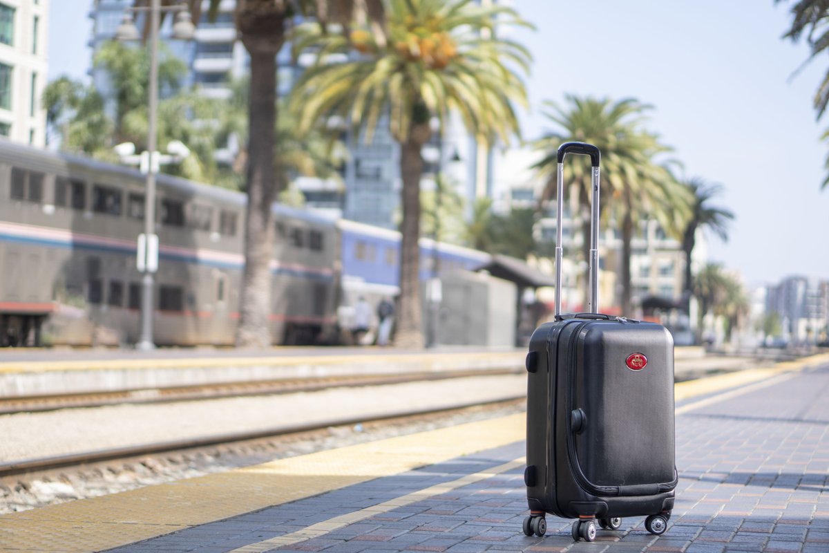 NukiCases's tweet photo. What morning essentials do you need to bring with you on your trip? Our suitcase has room for it all! https://t.co/u9twxNCrSJ