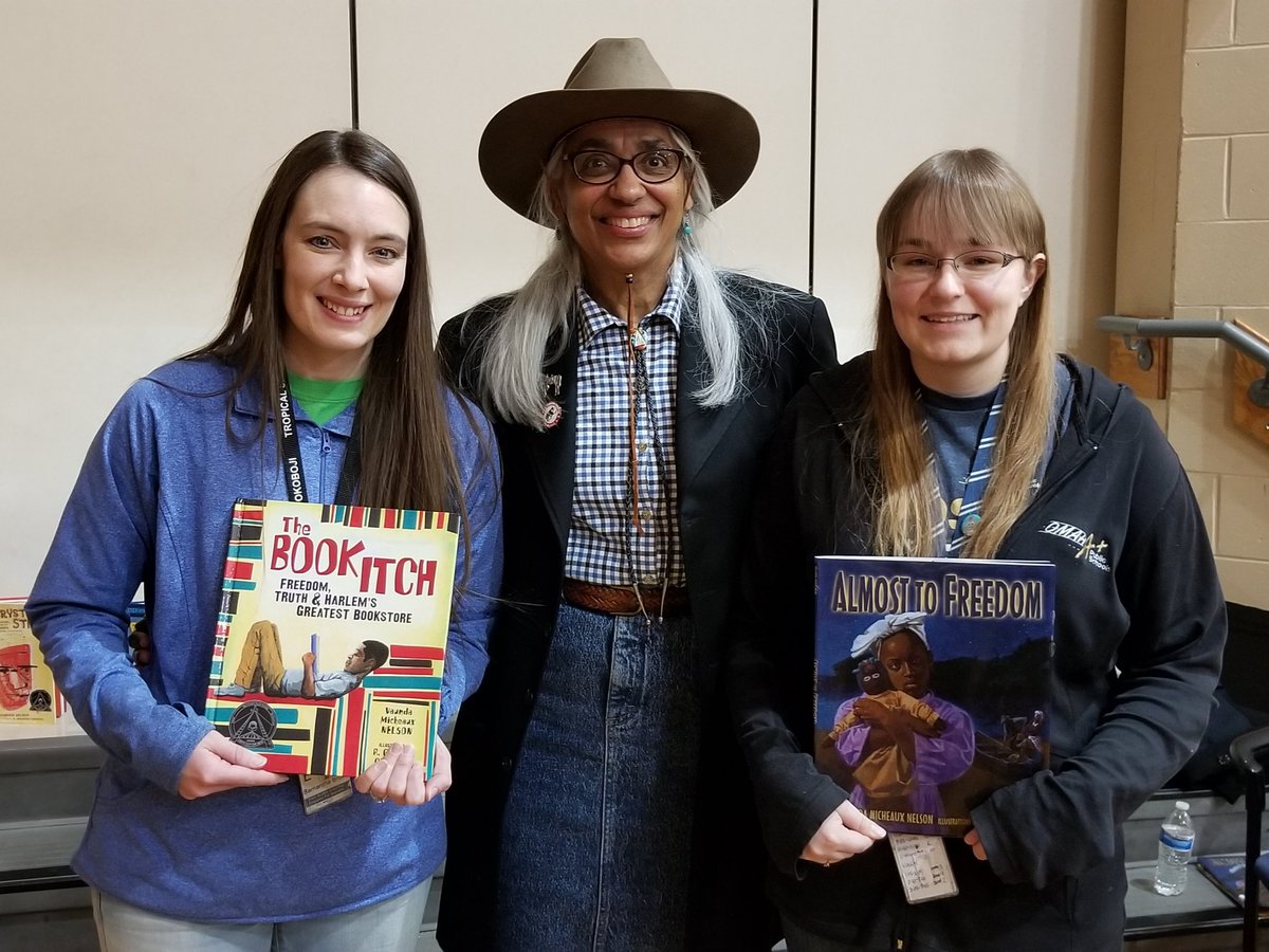 robinwalker0701's tweet photo. Vaunda Micheaux Nelson visited @OPS_Liberty today. Great books! @OPS_Libraries #opsproud https://t.co/6YgfjaONJQ