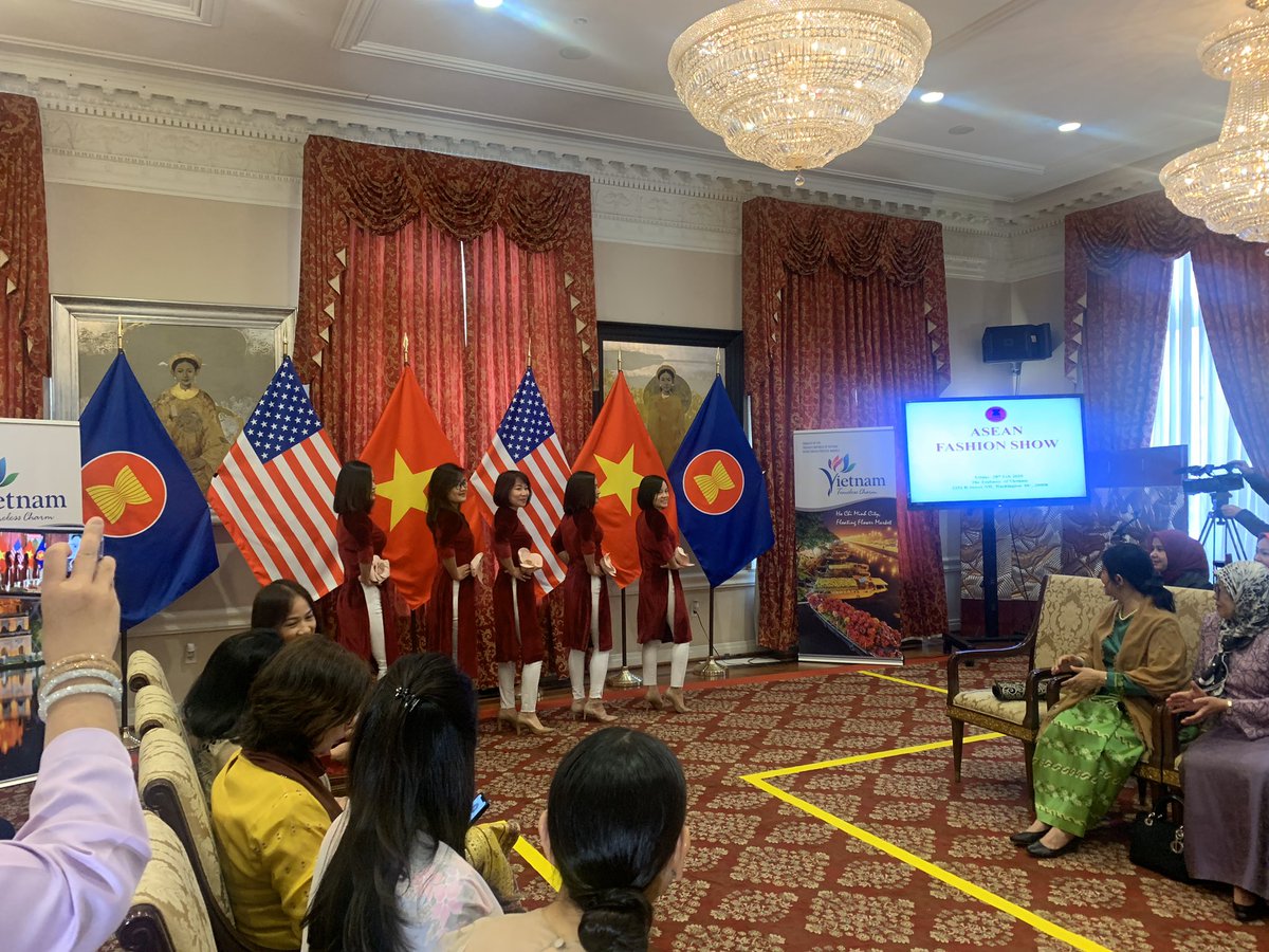 dc_awc's tweet photo. The 1st Annual General Assembly of AWC-DC is a huge success! Many thanks to the Embassy of #Vietnam for organizing and hosting the meetings, and for a successful 2019 AWC-DC chairmanship. #ASEAN #regionalsolidarity https://t.co/vYAo1XCYlk