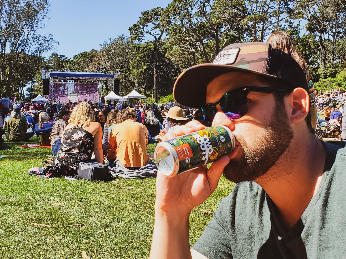 tworootsbrewing's tweet photo. Friday! We're so happy to see you⁠ 🍻⁠| #tworootscannabis #tworootsbrewing #drinktworoots #friyay #cannabiscommunity #recreationalmarijuana #cannabisproduct #alcoholfree https://t.co/k3a7Hn4BrT
