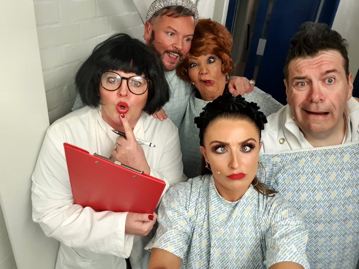 MissCatHarvey's tweet photo. Curtain down on One Singer One Song my new play. 5 SOLD OUT shows, 3 venues, loads of laughs along the way with my fab cast. Thanks to everyone involved especially @SLLeisCulture who took a big chance on me with new writing. Even bigger thanks to everyone who came to see it. 🤗😽 https://t.co/AAJkCtupp6