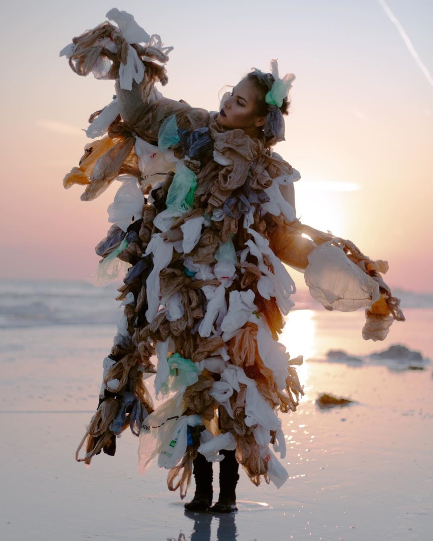 No_PlasticWaste's tweet photo. There’s a Monster in our Sea.
Crashing waves of plastic
too much to oversee.
Trash washing onto shore
meshing with the sand
It’s time to #BackOurOceans
Take action for our land.
--
Via IG thegirlgonegreen
#NoPlasticWaste https://t.co/hKrbqhmyAw