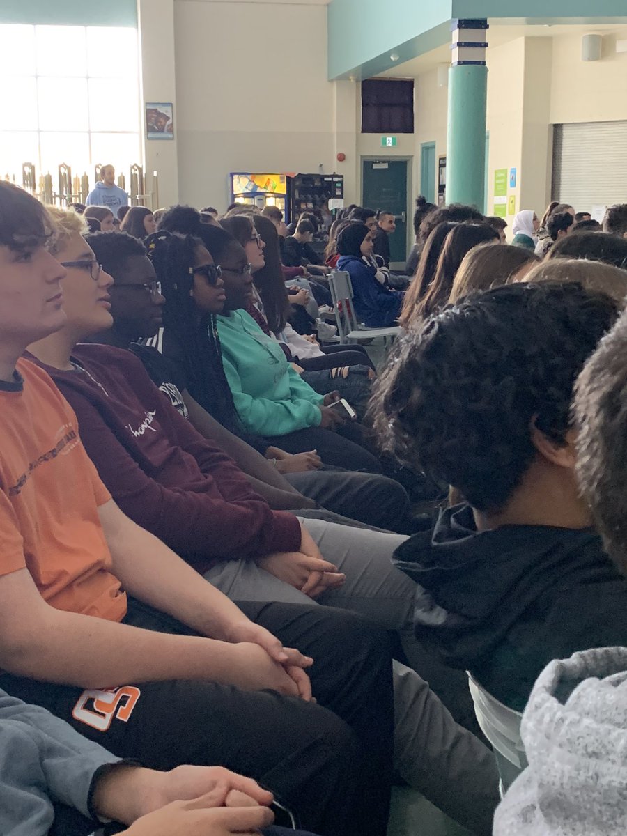 LesleySalvatore's tweet image. Inspirational story from @michelchikwan for students @StPiusXOCSB this afternoon. What a role model for overcoming obstacles and fears. #travel #createpartnerships #bravery