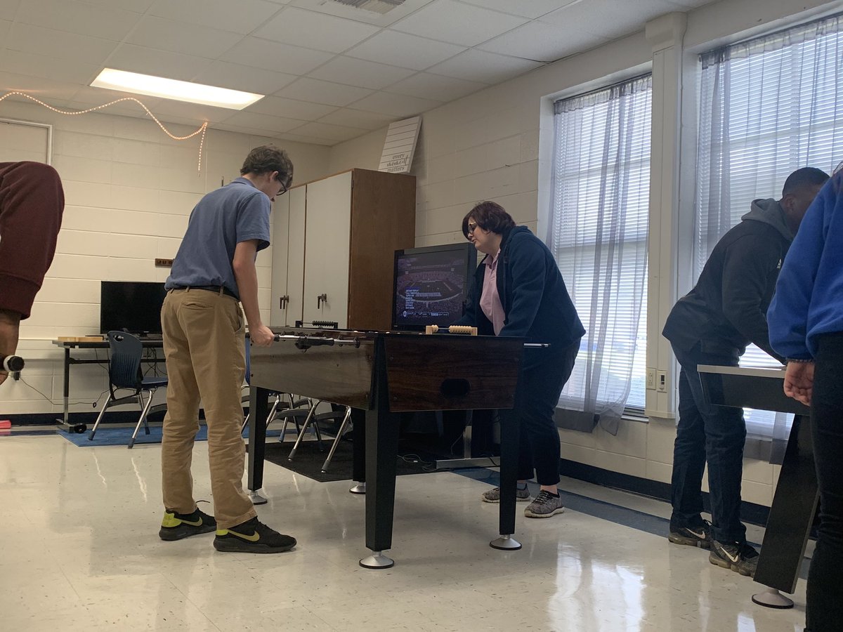Ss with positive office referrals are rewarded with Student Lounge play time. <a href="/CburgHigh/">Childersburg High</a> #PBS #committed <a href="/DrQuentinJLee/">Dr. Quentin Jerome Lee</a>