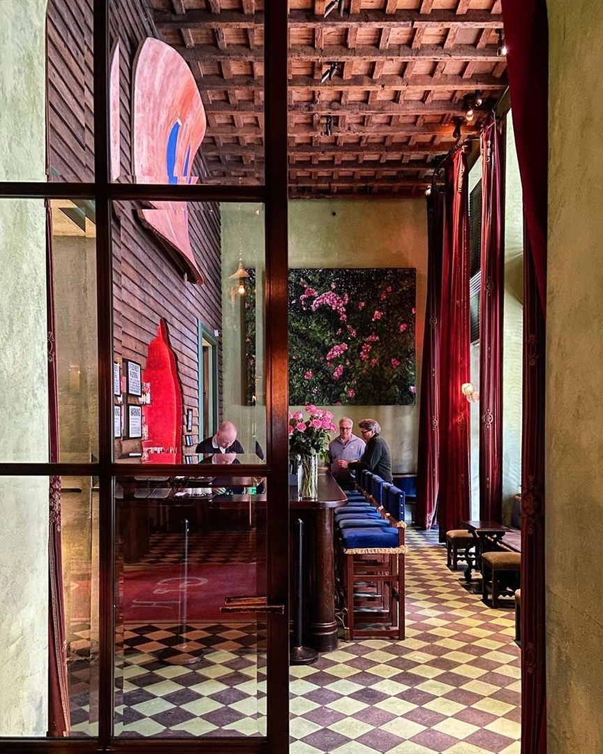 Gramercy Park Hotel tweet media