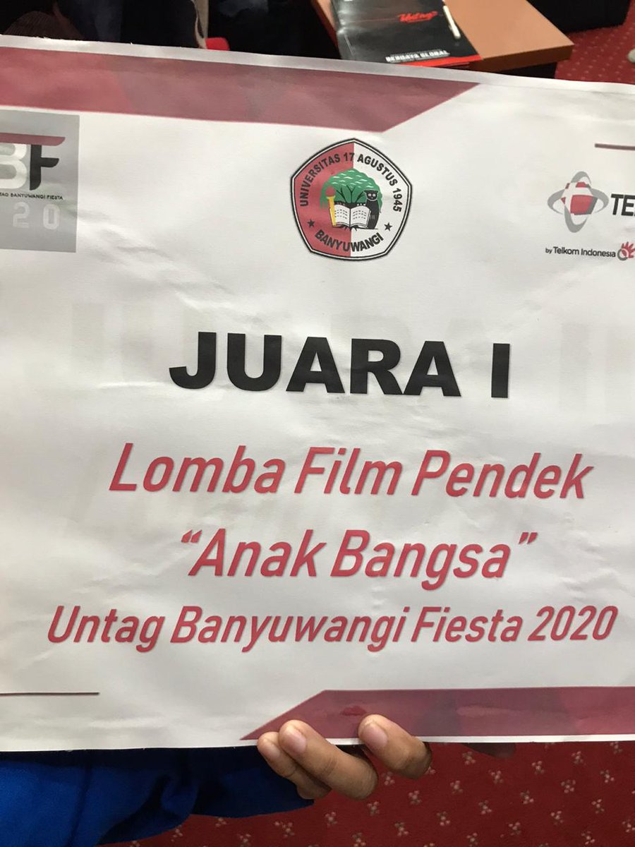 TMglagah's tweet photo. Alhamdulillah film pendek SEBERANG berhasil meraih Juara 1 dalam Lomba Film Pendek "Anak Bangsa" Untag Banyuwangi Fiesta 2020 https://t.co/FPVj5iUqoa