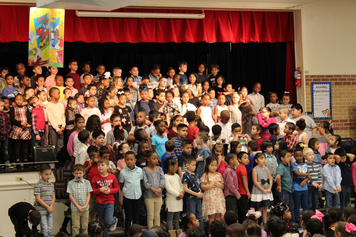 SivellsElem's tweet photo. First grade music program was a hit on Thursday, February 27th. Thank you to our music paras for doing such a wonderful job with our students! Everything was great! #wearewharton #sivellsstrong #sivellssuccess #sivellsrocks #sivellsrules #musicprogram #blackhistorymonth https://t.co/tlJlqcUIaJ