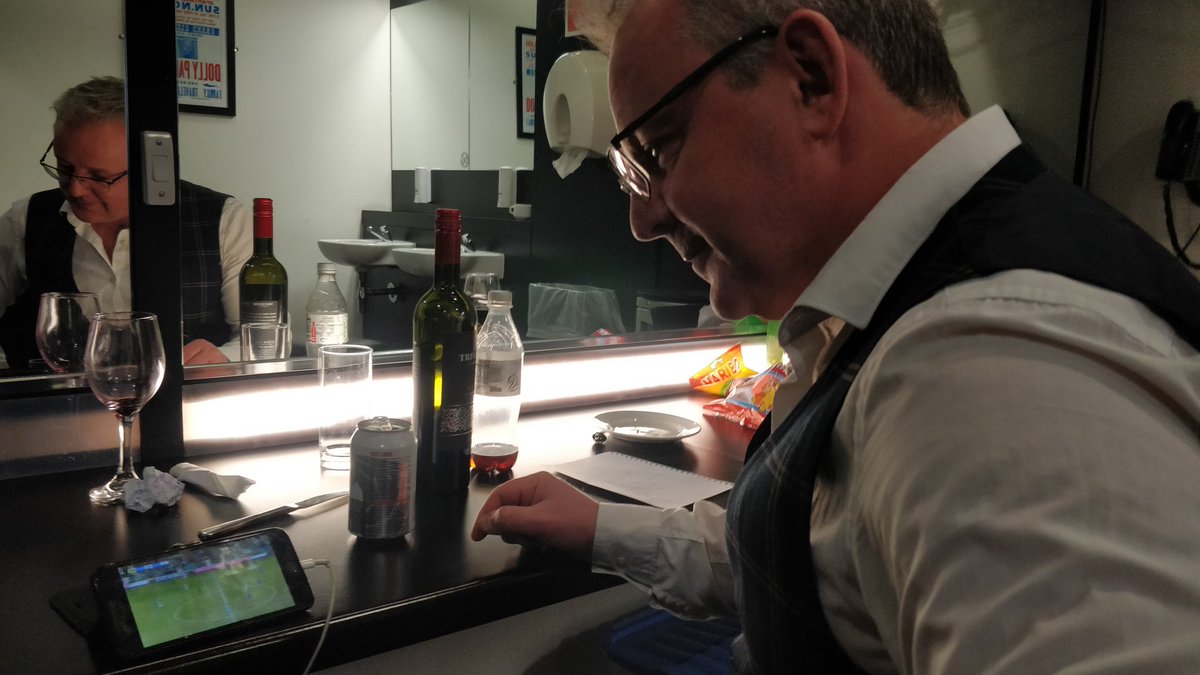 About to go on stage with <a href="/BlazinFiddles/">Blazin' Fiddles</a> but <a href="/BlazinBruce/">Bruce MacGregor</a> still manages to tune into the <a href="/ICTFC/">Inverness Caledonian Thistle FC</a> game to watch @MacgregorRoddy...