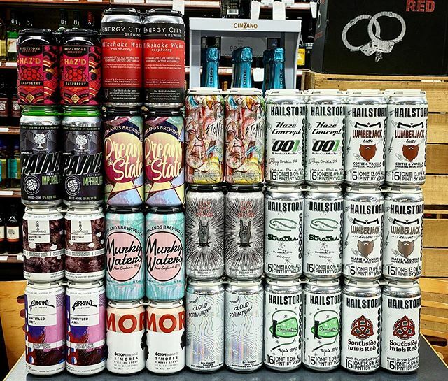 New &amp; fresh. #beer #craftbeer #drinkbeer #drinklocal #chicagobeer #chicago #aurorail #priscosbeer ift.tt/2TnTntc