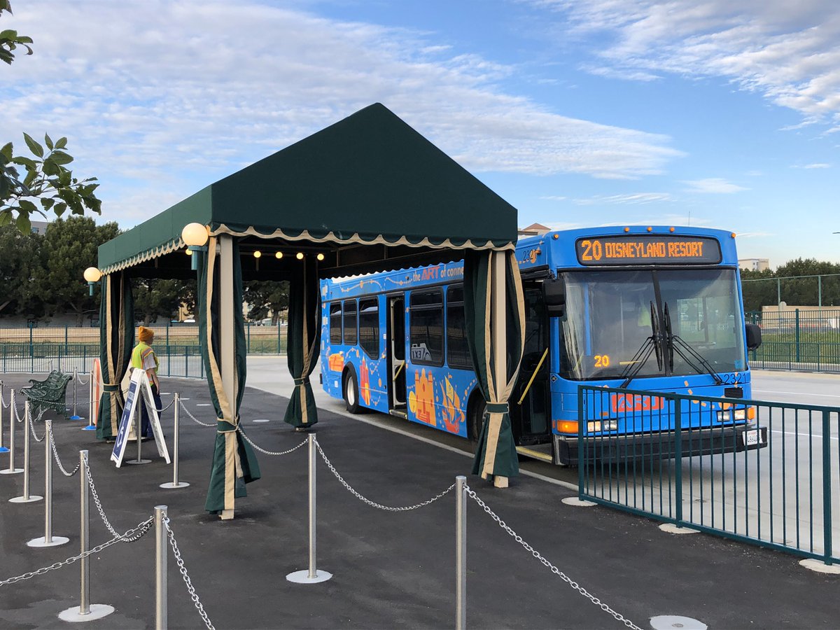 toy story bus disneyland