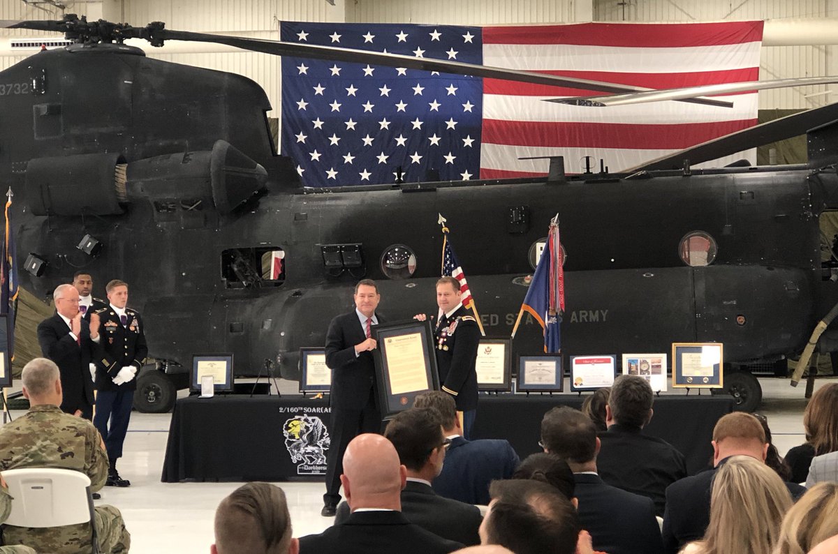 DougEnglen's tweet image. Today was my last day wearing the active duty uniform. Among the many honors received, I was humbled by the presentation by Congressman @DrMarkGreen4TN, military leaders, and local dignitaries. 

Legends Never Die.
Nightstalkers Don’t Quit.
Army Strong.