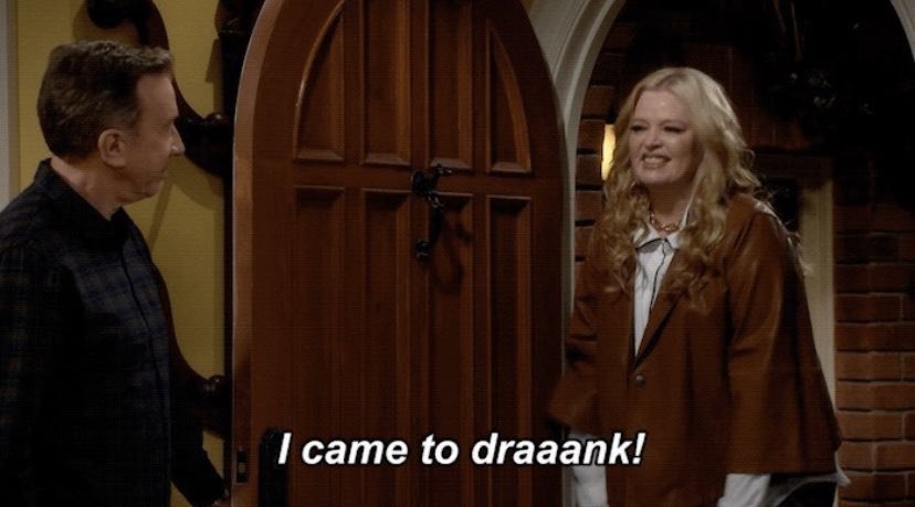 murraylane_'s tweet photo. me back in the summer whenever i had a shitty day and then went to @HayleykenZ house 😂 https://t.co/wRVASmjrgK