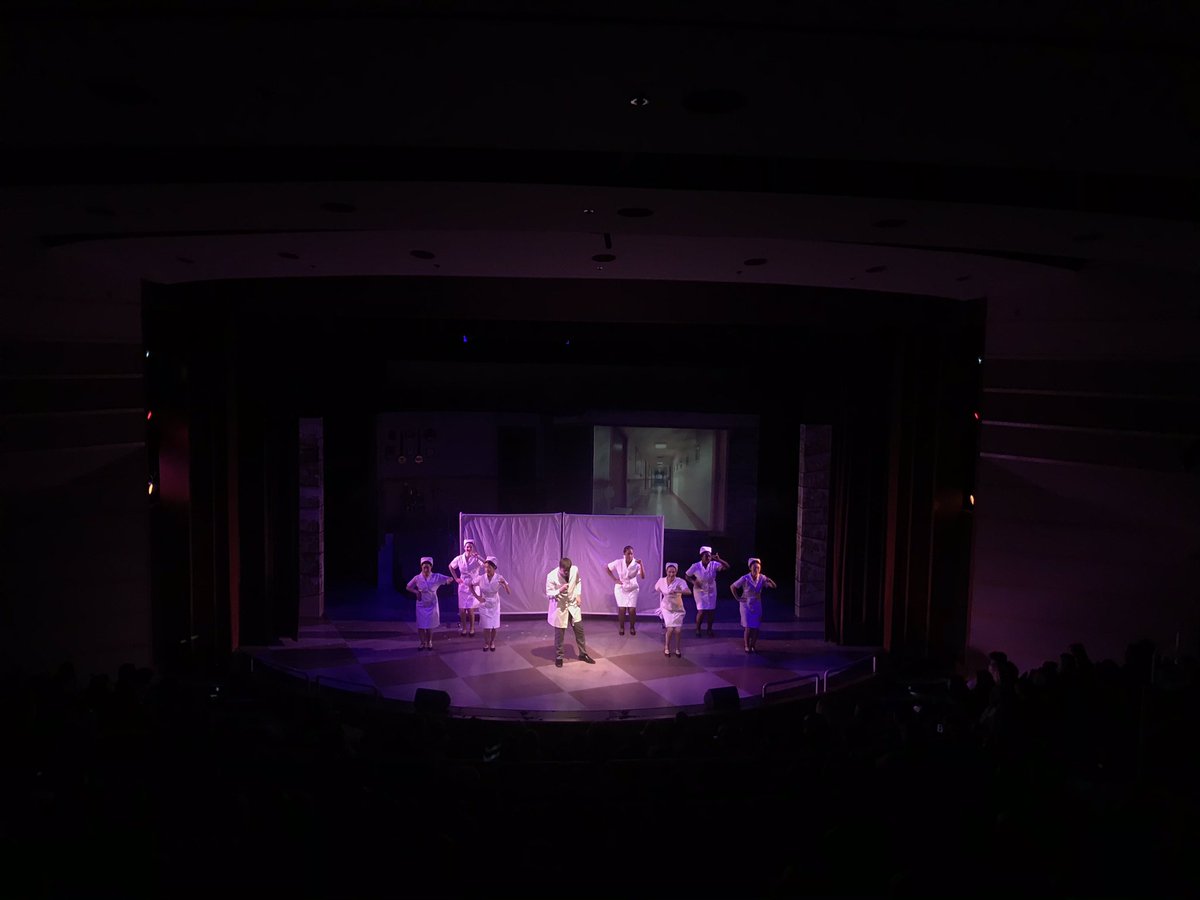 GLFournier's tweet photo. Looking good from the booth! #Matilda @Ridley_College #RidleyTheatre https://t.co/9L8BdnF372