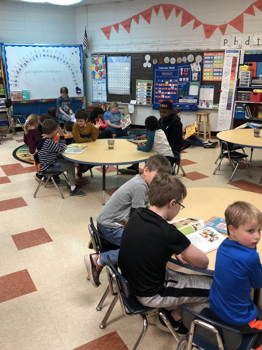 FarrarFrogVlog's tweet photo. Book Buddies - our new weekly activity. Not sure which enjoyed... K or 5th 😉❤️ #tcspublic @_taylorpbrown @bret_petty @kimwondersY https://t.co/vMgT4n2WZk