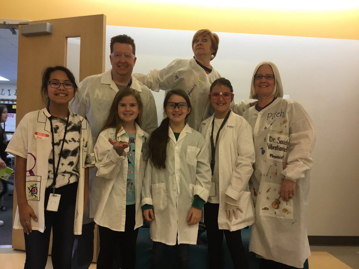 miller_5th's tweet photo. We had an awesome day of Super Outrageous Science @LMiller_Elem #cando #willdo #MISDProud https://t.co/sVGbllMWw5
