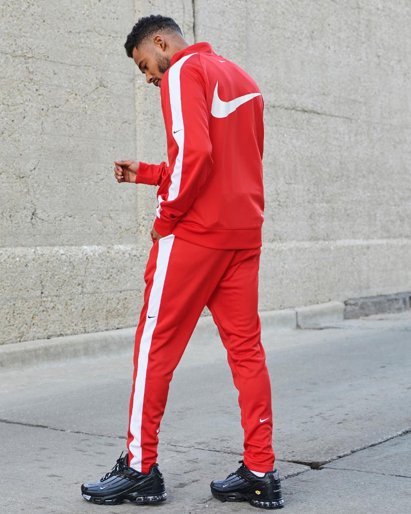 Nike swoosh 2025 tracksuit red